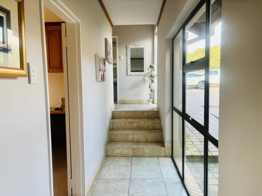 3 Bedroom Property for Sale in Vredenhof Sh Free State